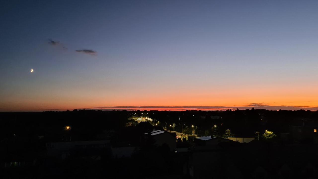 Sloneczny Apartament Warka Luaran gambar